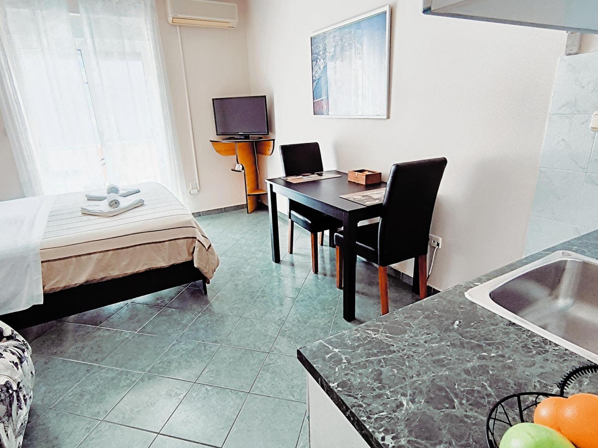 Prestige Apartments Zadar Bagian luar foto