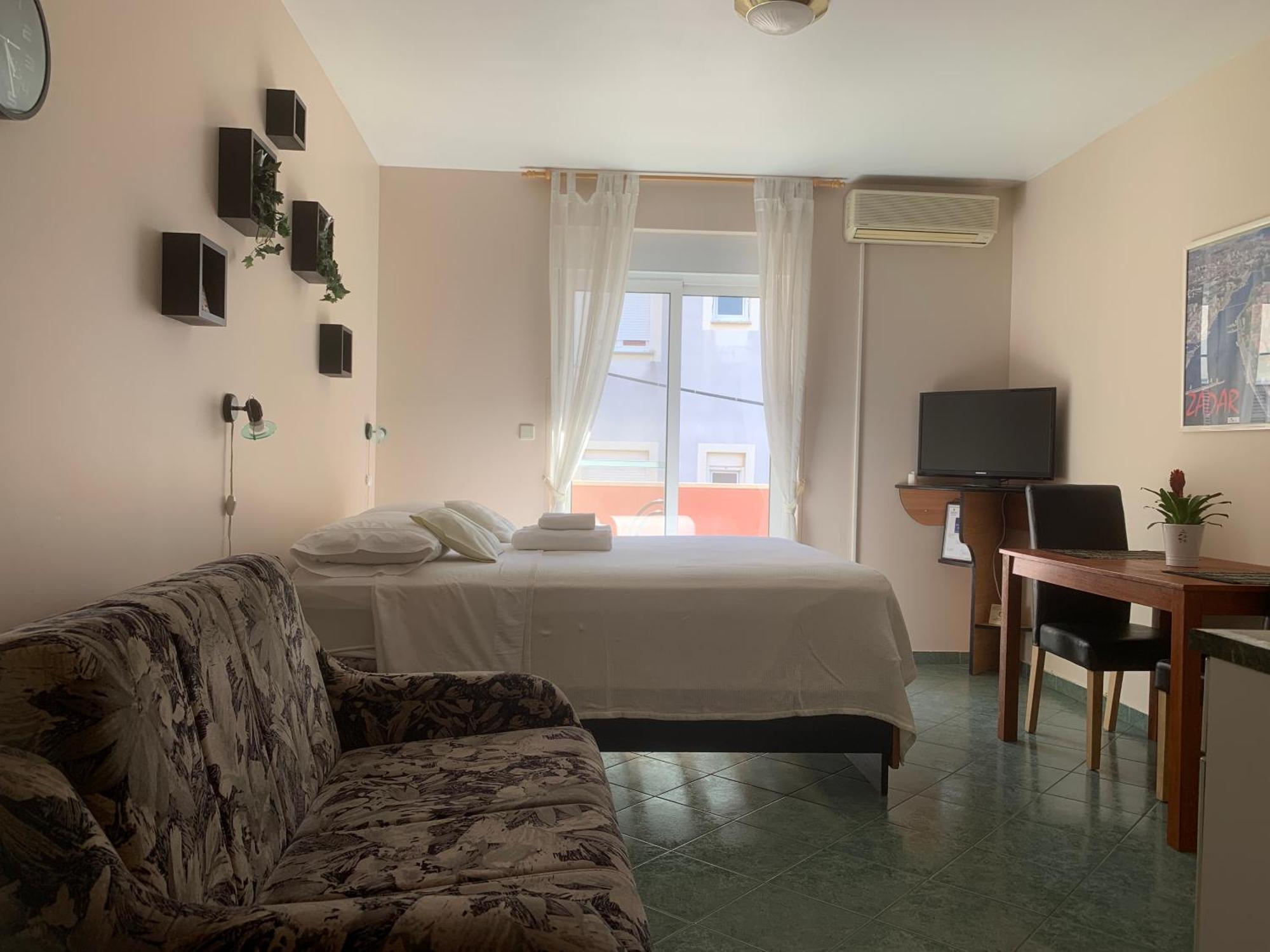 Prestige Apartments Zadar Bagian luar foto